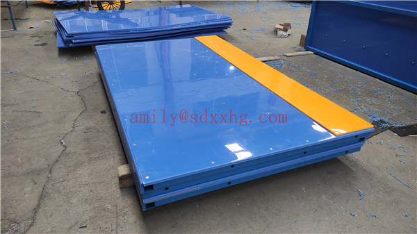 Blue HDPE frontal hockey dasher boards